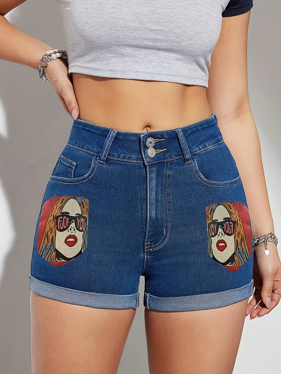 REDDACHiC, pantalones cortos vaqueros elásticos de doble botón para mujer, estampados de personajes a la moda, dobladillo con puños, bolsillos, pantalones cortos vaqueros ajustados, ropa de verano Bohemia