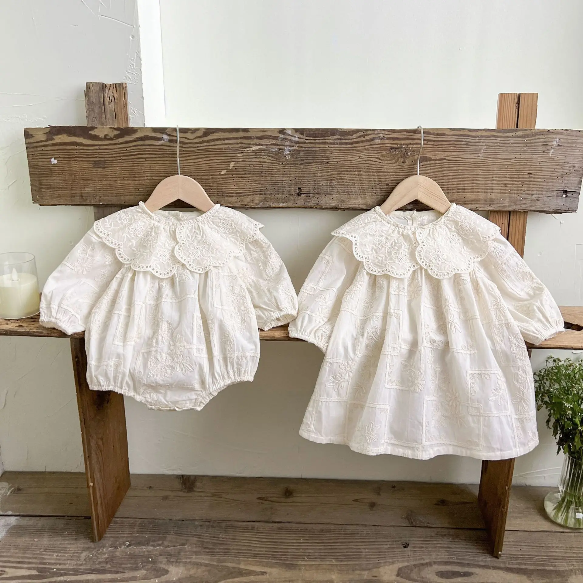 

Autumn Baby Girls Sister Look Set Cotton Lace Collar Solid Embroidery Vintage Infant Girls Rompers Toddler Girls Princess Dress