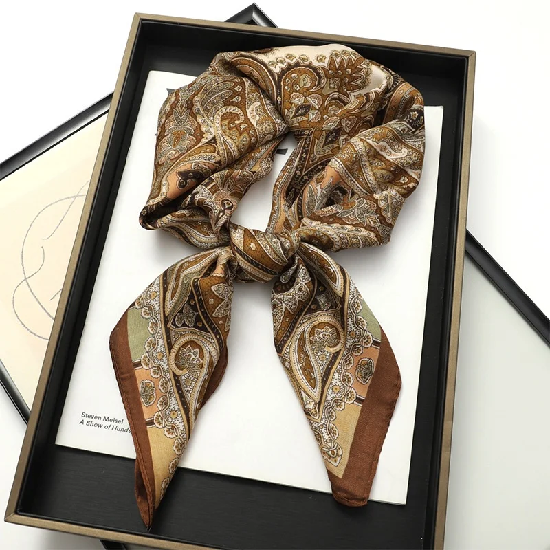 68cm Retro British Palace Style Silk Scarf Women\'s Simulated Silk Cashew Pattern Print Clothing and Bag Decoration Square Scarf
