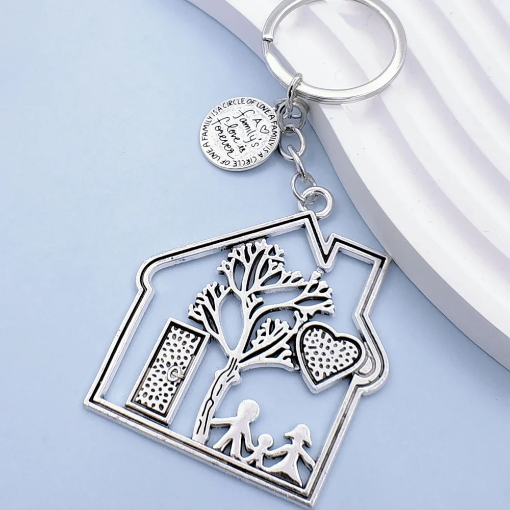 Family Keychain Mom and Dad Children Love House Keychain