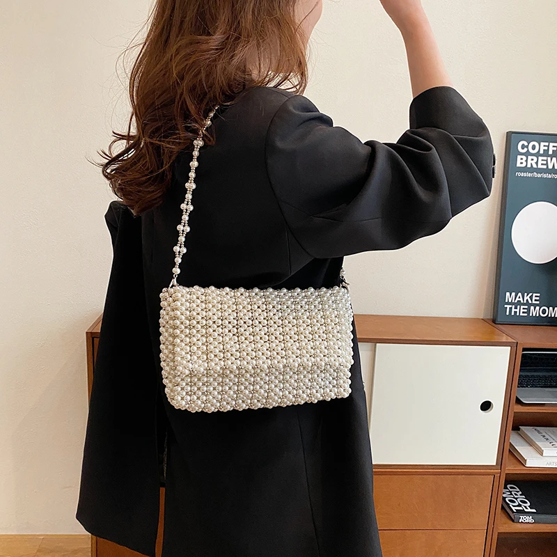 

2024 Fashion Trend Handbag High Quality Large Capacity Shoulder Bag Pearl Material Personalized Design Bags for Women 여자 가방