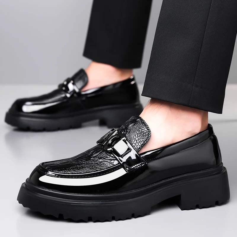 خريف جديد أزياء من الدانتل يصل سميكة سوليد الرجال الأعمال الرسمية أحذية من الجلد ماركة الرجال مريحة جلد التمساح ديربي الأحذية
