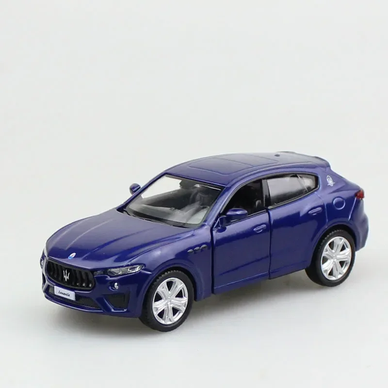 Maserati Levante GTS Diecast Model Toy Car para Crianças, Puxar Portas Traseiras, Aberta Coleção Educacional, Presente, 1:36, F245