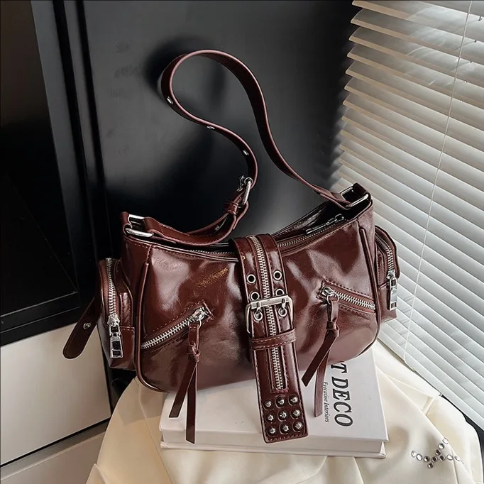 

2025 Fall Tote Bag for Women Designer Luxury Bag with Rivet Detail Sweet Cool Multi Pocket Crossbody Shoulder Bag Fashion Lady