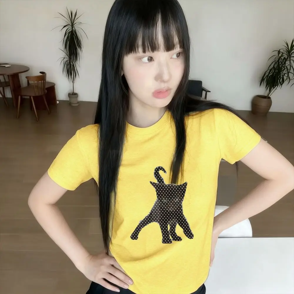 Cute Black Cat Polka Dot Graphic T-Shirt Women Summer Loose Fit Short Sleeve Heart Hand Pose Vintage Tops Female Novelty T-Shirt
