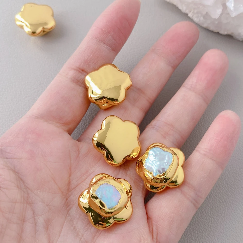 Wholesale 10 PCS Freshwater White Pearl Butterfly Shape Beads Metal Bezel Connector