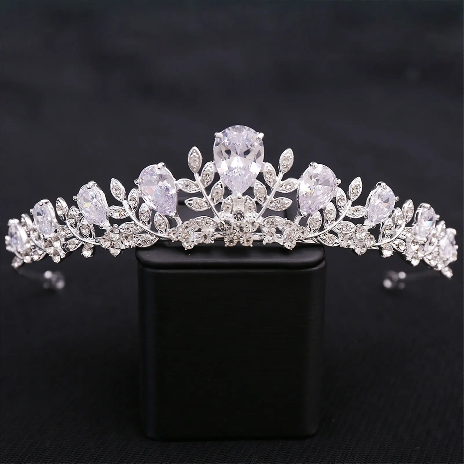 Hollow Out Crowns Hair Jewelry Temperament Queen Headpiece Zircon Crown for Hair DIY Accessory Hair Styling