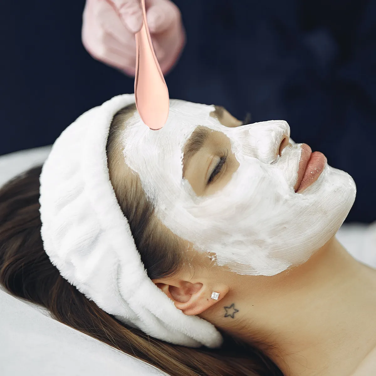 1 Stück Roségold Augenmassagegerät Metall-Maskenlöffel Zinklegierung Gesichtscreme-Spatel Mini-Hautpflegelöffel für Damen