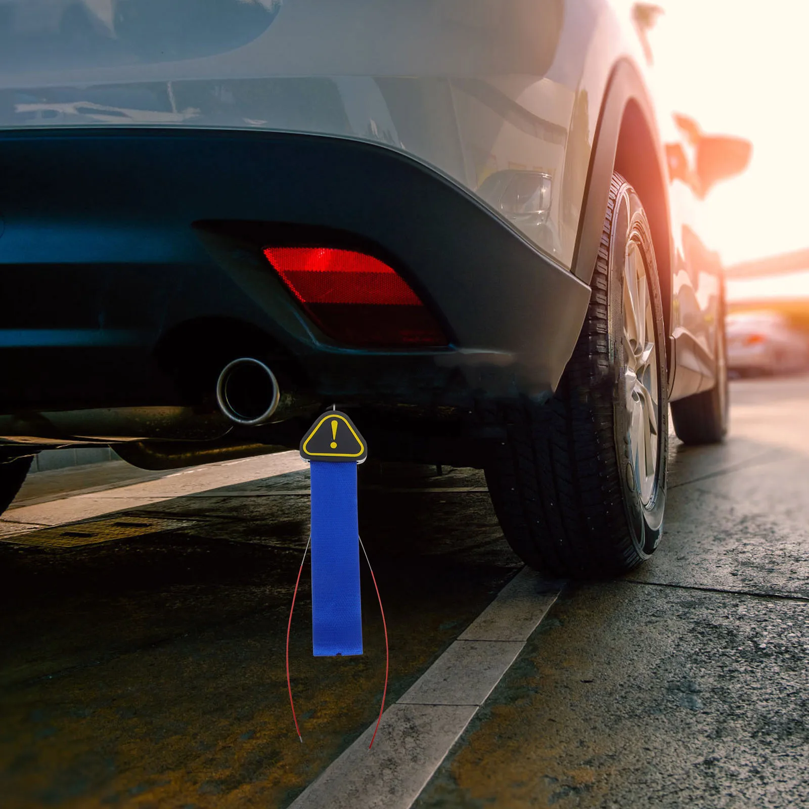 

Car Removal Strip Durable Material Easy Installation Universal Fit Rear Decorative Metal Strip Vehicle Static Discharge Strap