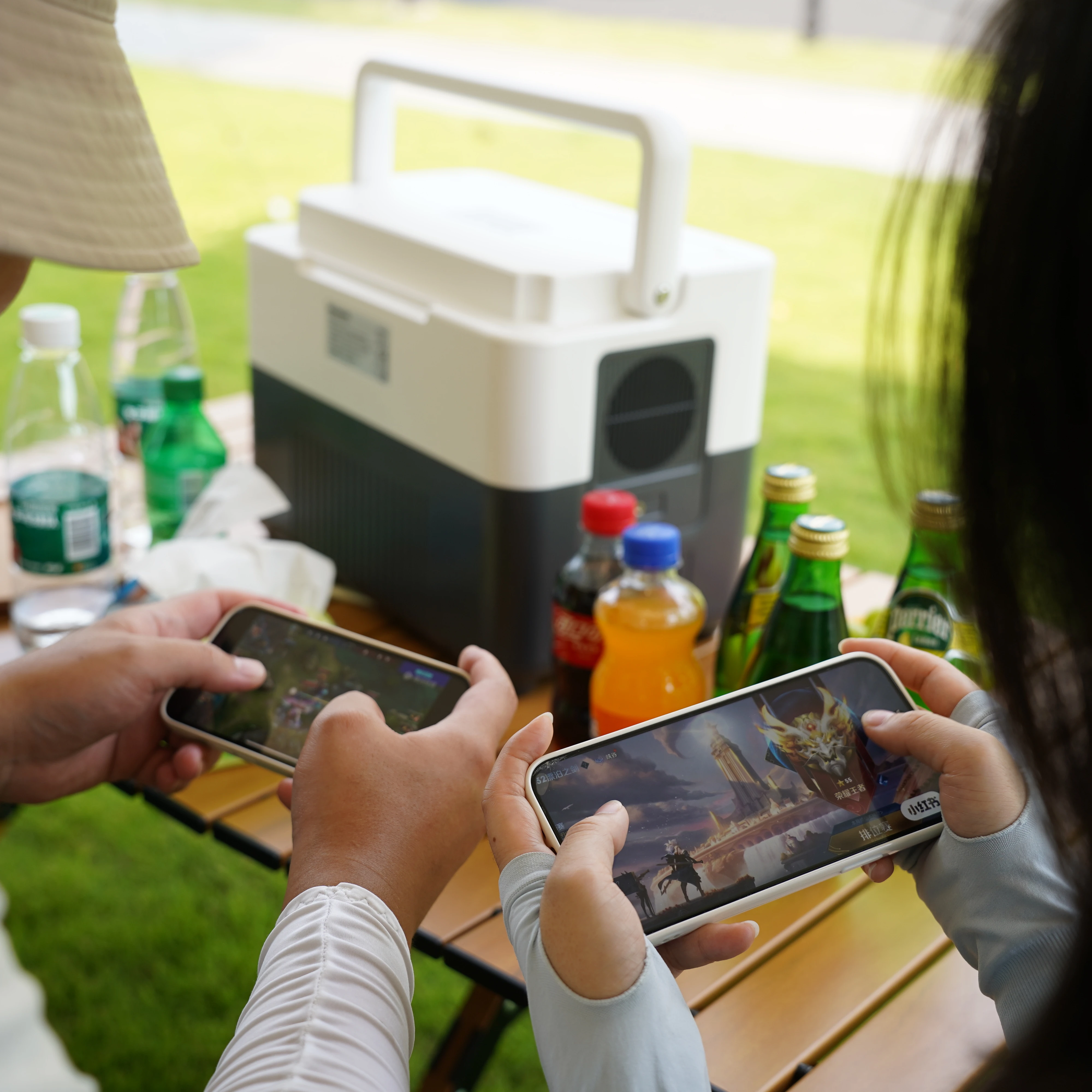 

Outdoor 1000Wh, Portable Power Station,1500W Solar Generator, Suitable for Camping, Traveling, and Emergencies.