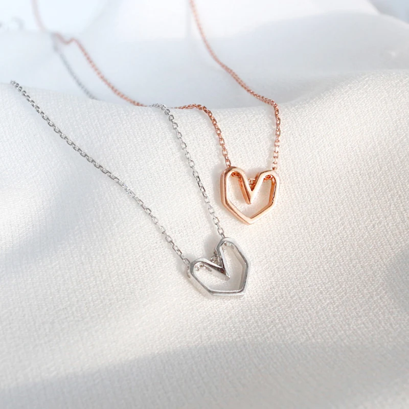 

New 925 Sterling Silver Heart Necklace Personality Charm Simple Style Pendant Choker Birthday Gift for Women Exquisite Jewelry