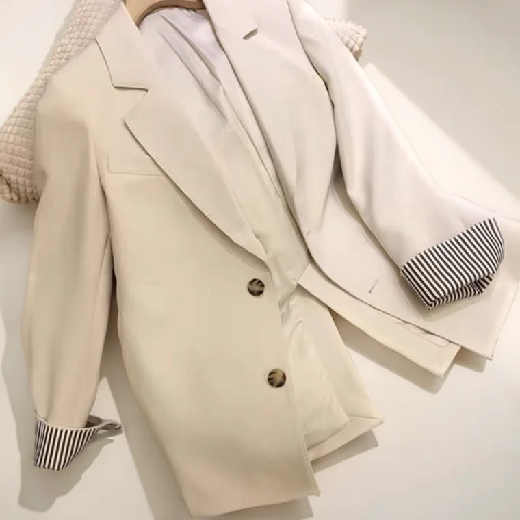 

Blazers Womans Female Elegant Pleuche Straight Court Classic Fold Notch Collar Bead Line Edge Split Back Vent Timeless All-Match