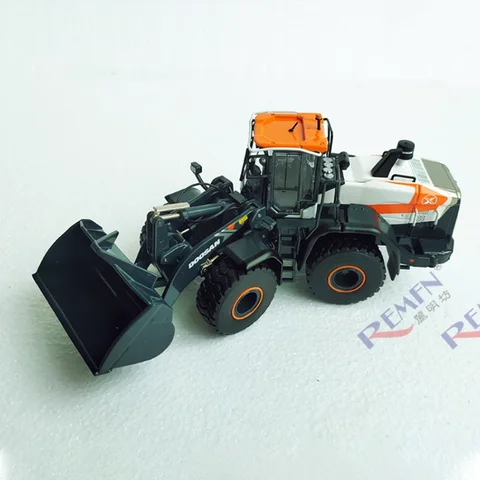 Doosan 1:50 Diecast Excavator Model - AliExpress