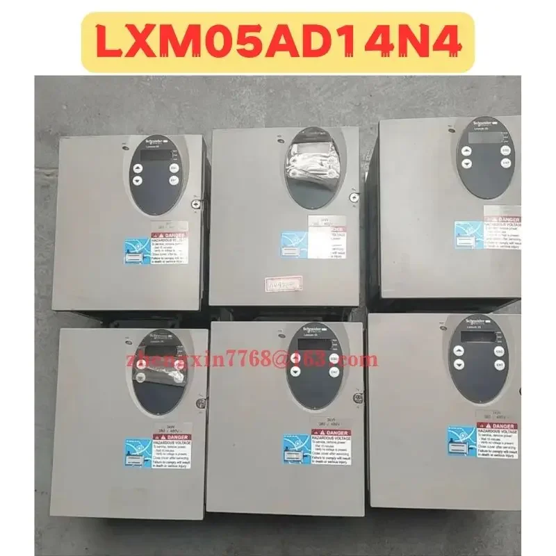 Servoazionamento usato LXM05AD14N4 Funzione normale Testato OK