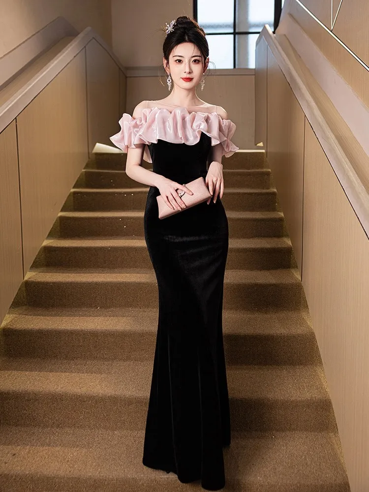

One-shoulder black fishtail high-end light luxury and niche adult hosting dress