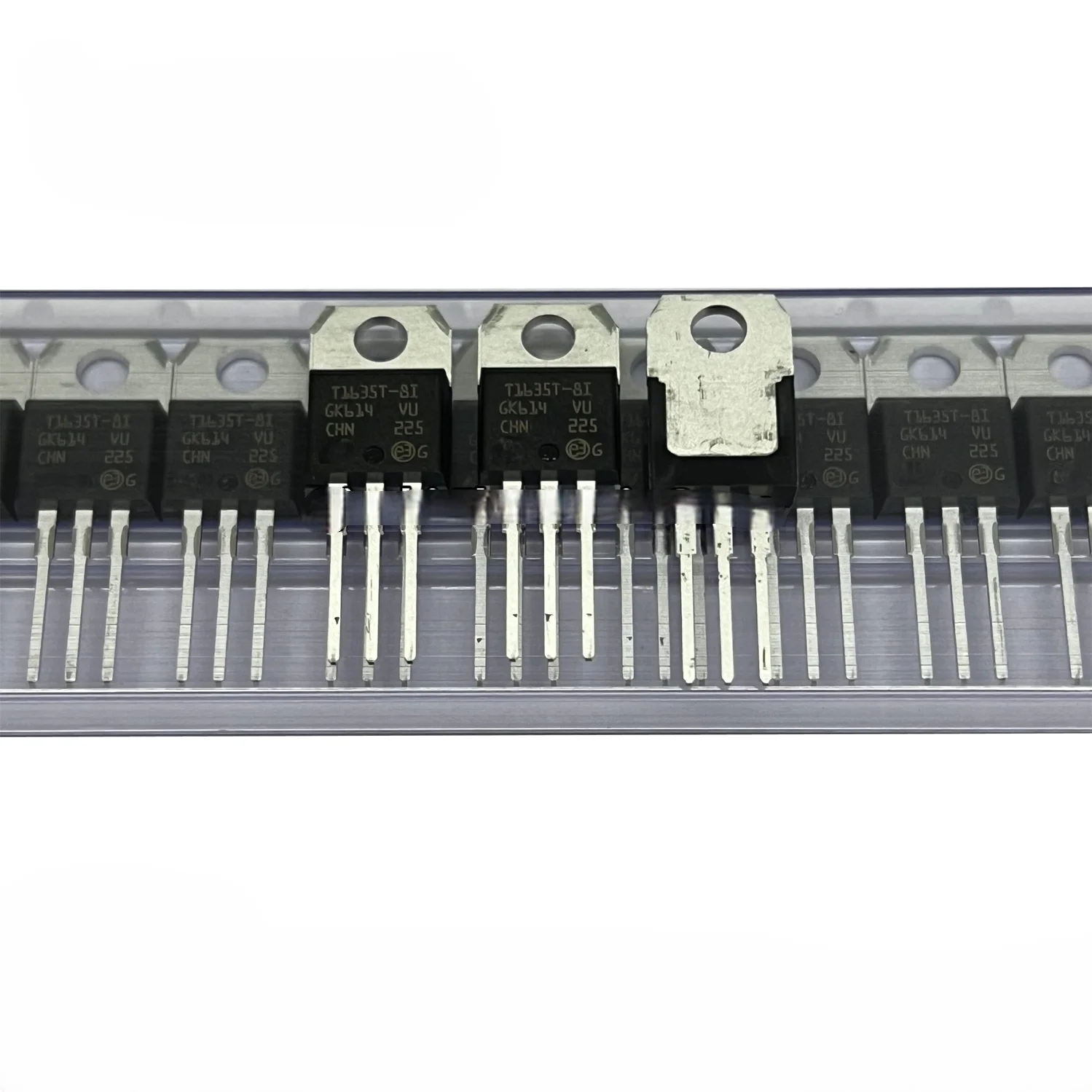 10PCS-50PCS/Lot New Original  T1635T-8I T1635T 16A 800V thyristor-TRIAC TO-220