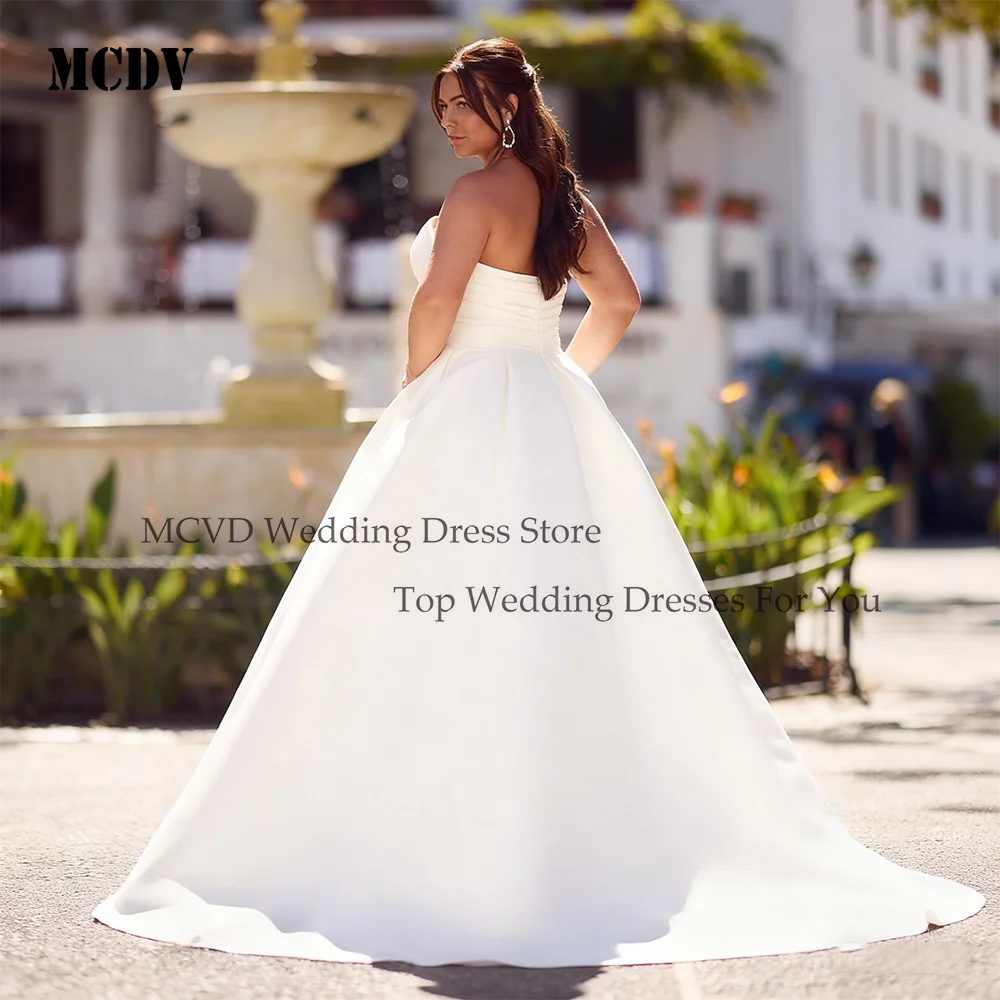 

MCDV Plus Size Satin Wedding Dresses For Bride Off Shoulder Pleat Split A-Line Elegant Robe De Mariée Grande Taille Customized