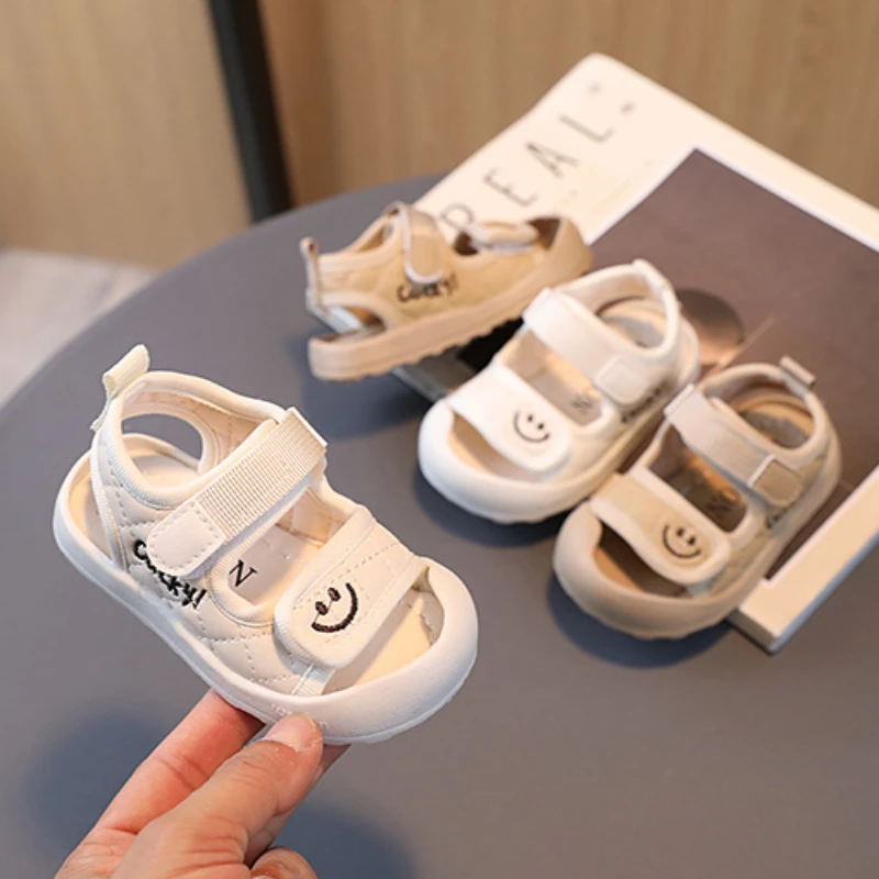

Fashionable Toddler Sandals for Boys and Girls Closed-toe Walking Shoes Kids Baby Outdoor Casual Walking Sandals Breathable