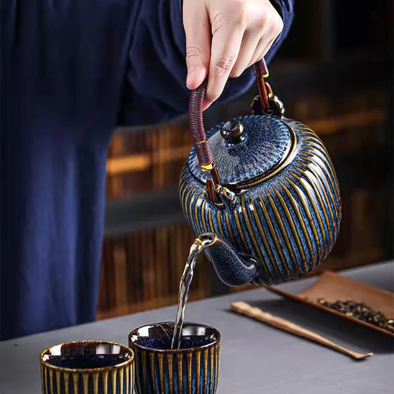 Puer Tea Pots 800ml Exquisite Chinese Ceramic Teapot Pot for Tea Cup Set Gaiwan Samovar Teapots Water Kettle Teeware Teware Mug