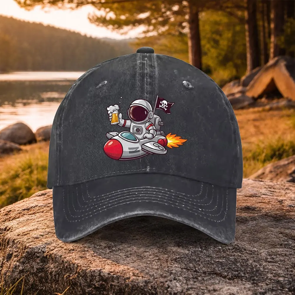 1pcs Unisex Washed Baseball Cap with Beer Astronaut Print Duckbill Cap - Lightweight Suitable for Golf, Casual Wear, Outdoor Act