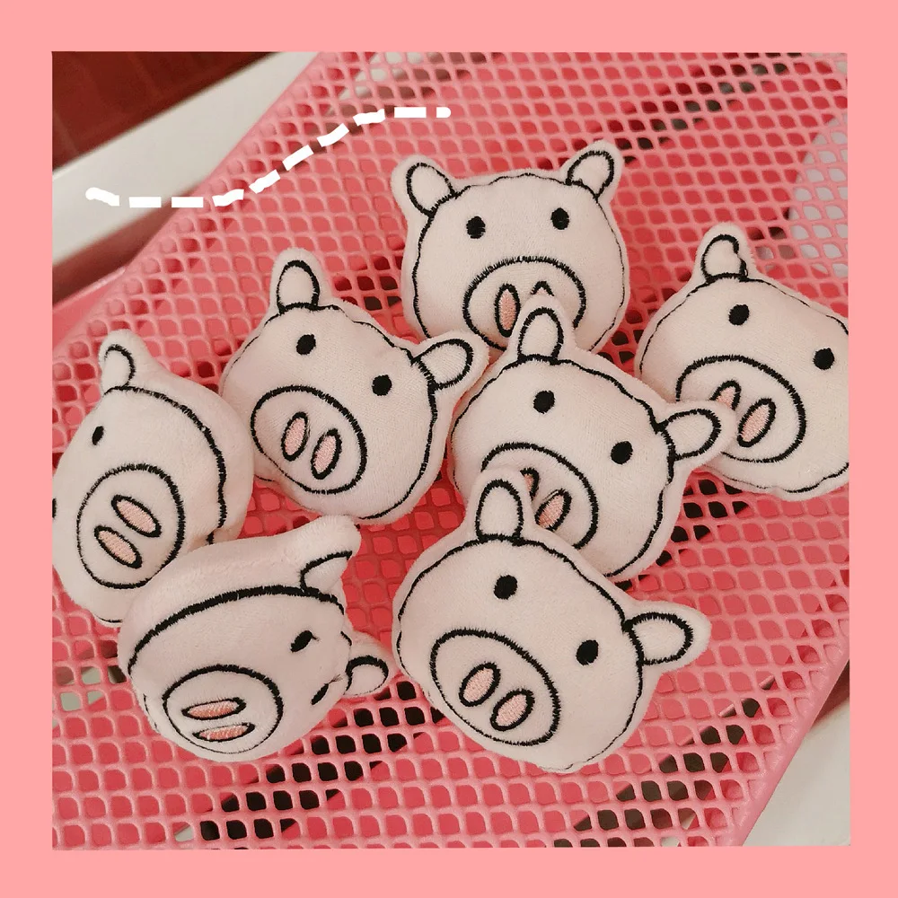 100 Pcs Cute Cartoon Soft Pink Plush Pig Piggy Brooch Pin Clothes Bag Hat Accessories