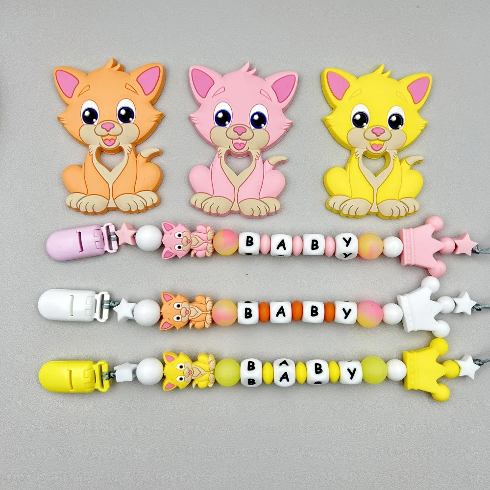 Kişiselleştirilmiş mektup adı bebek silikon yavru aydınlık boncuk kolye emzik klipsi tutucu zincirler bebek diş kaşıyıcı Kawaii oyuncak hediye