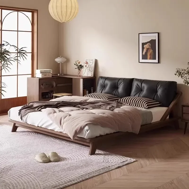 Solid Wood Bed Modern Retro Double Bed Antique Leather Upholstered Platform Bed for Small Apartment Master Bedroom