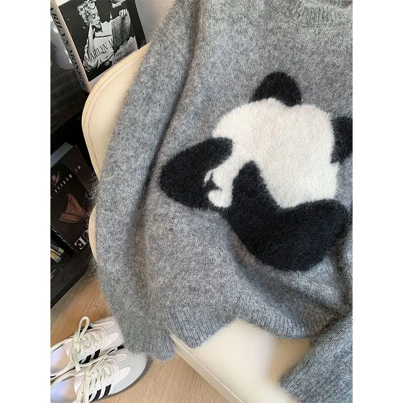 Jacquard Panda Towel Embroidered Knitted Sweater Autumn New Round Neck Sweater Women\'s Gray Short Pullover Top