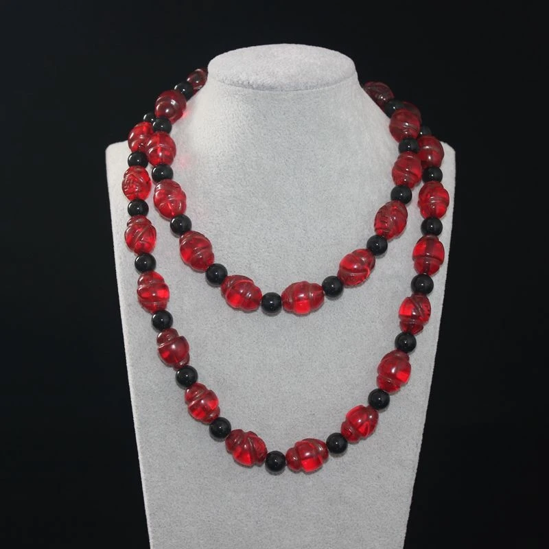 

New -style old glass Wengzhong , vintage red bead necklace, antique collectible item