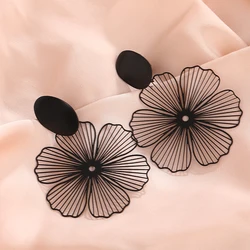 2024 Vintage Black Flower Clip on Earrings for Women Exaggerated Personality Non Pierced Earrings Wedding Party Jewelry