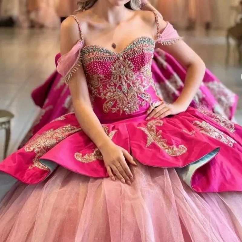 Maßgeschneiderte fuchsia rosa süße 16-jährige Quinceanera-Kleider für Mädchen, schulterfrei, Perlenapplikation, Abschlussball, Vestido de la Princesa Jasmine de