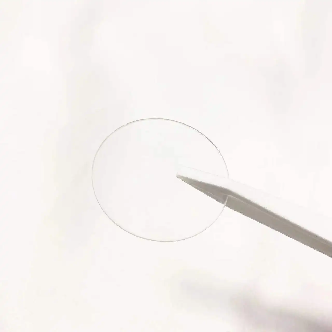 시계 렌즈 가면을 위한 주문 크기 반대로 찰상 사파이어 창 유리
