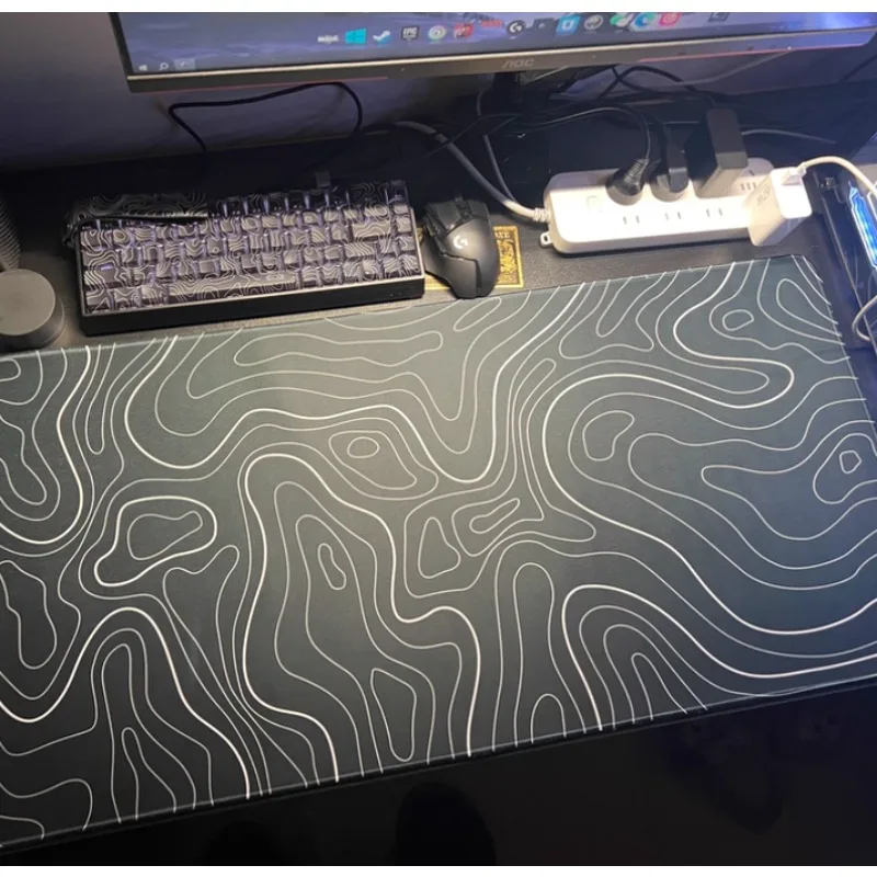Hot Selling FBB Esports Liquid Mouse Pad, Oversized Game Customization, Thick Lock Edge Pad, Office Black Purple Fabric for Boys