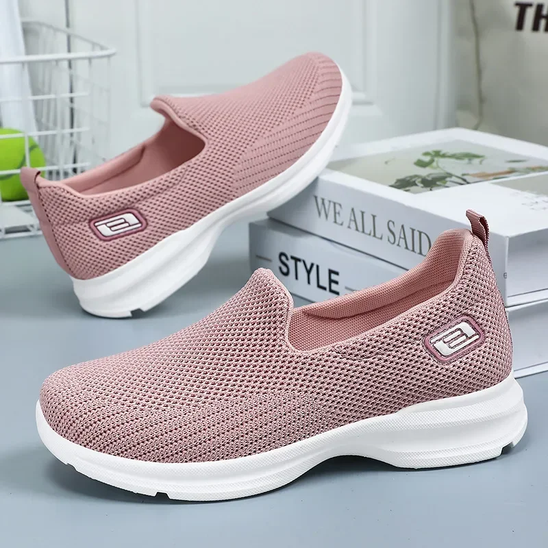 

Women's Shoes Spring and Autumn New Mesh Breathable Sports Shoes, Lightweight Soft Soled Casual Shoes,low Cut Sports Cloth Shoes