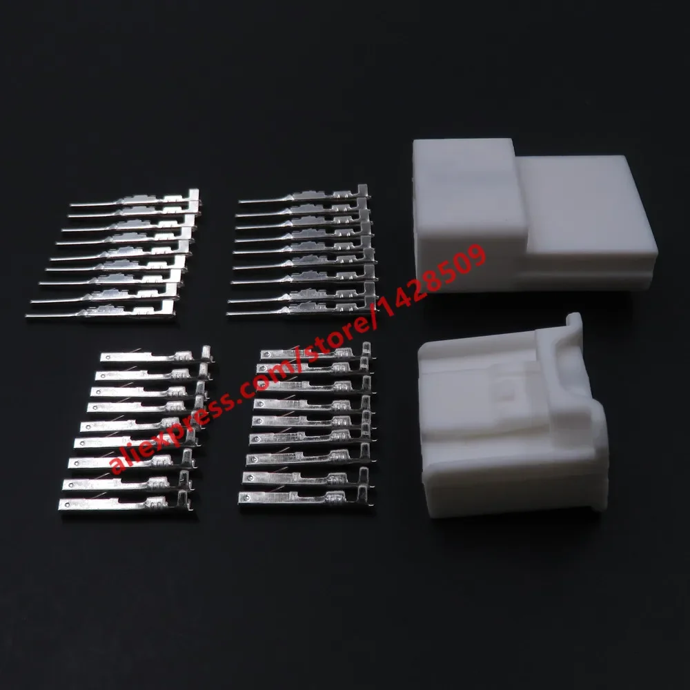 1 Set 18 Pin Automotive Socket With Terminal 90980-12412 90980-12411 Car Electrical Connector