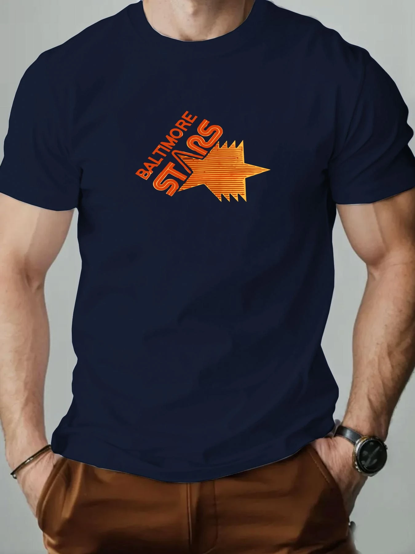 2025 جديد Hot البيع الرجال الصيف تي شيرتات قصيرة الاكمام مع بالتيمور نجوم ريترو ستار طباعة عادية لينة تنفس القطن المحملة