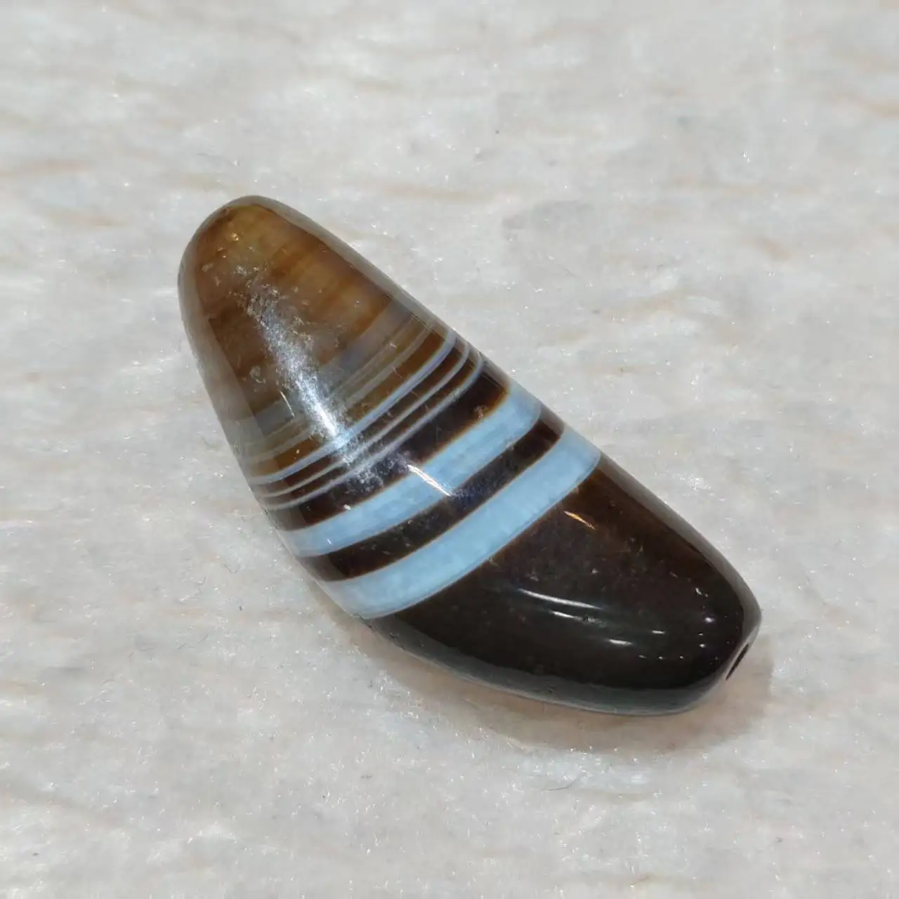 2Pcs Tibetan ethnic style natural wrapped silk weathered cow horn agate Tianzhu necklace pendant DIY accessories
