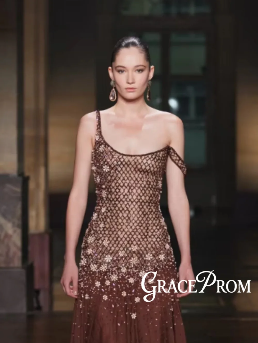 

Изысканное длинное вечернее платье из шифона с коричневыми бусинами и 3D цветочным декором, на тонких бретелях, для свадеб и торжеств, на заказ, потрясающее банкетное платье