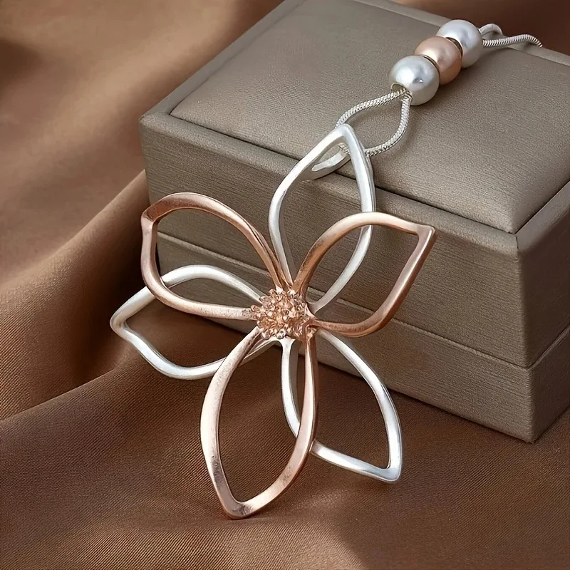 Fashion Trend Niche Design Lotus Pendant Necklace Creative Design Simple Accessories Sweater Chain First Choice Gifting Friends