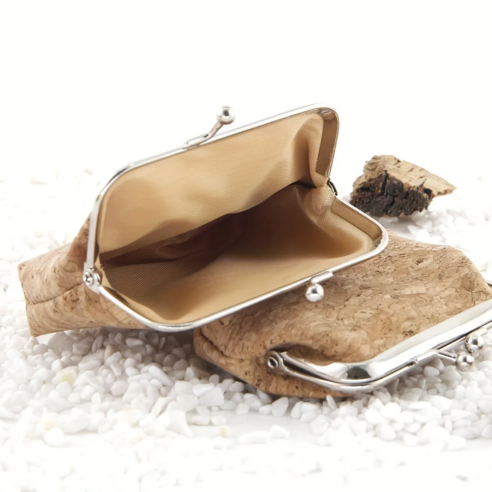 High Quality Solid Beige Kiss Lock Cork Coin Purse Natural Cork from Portugal Mini Coin Bag for Women Child