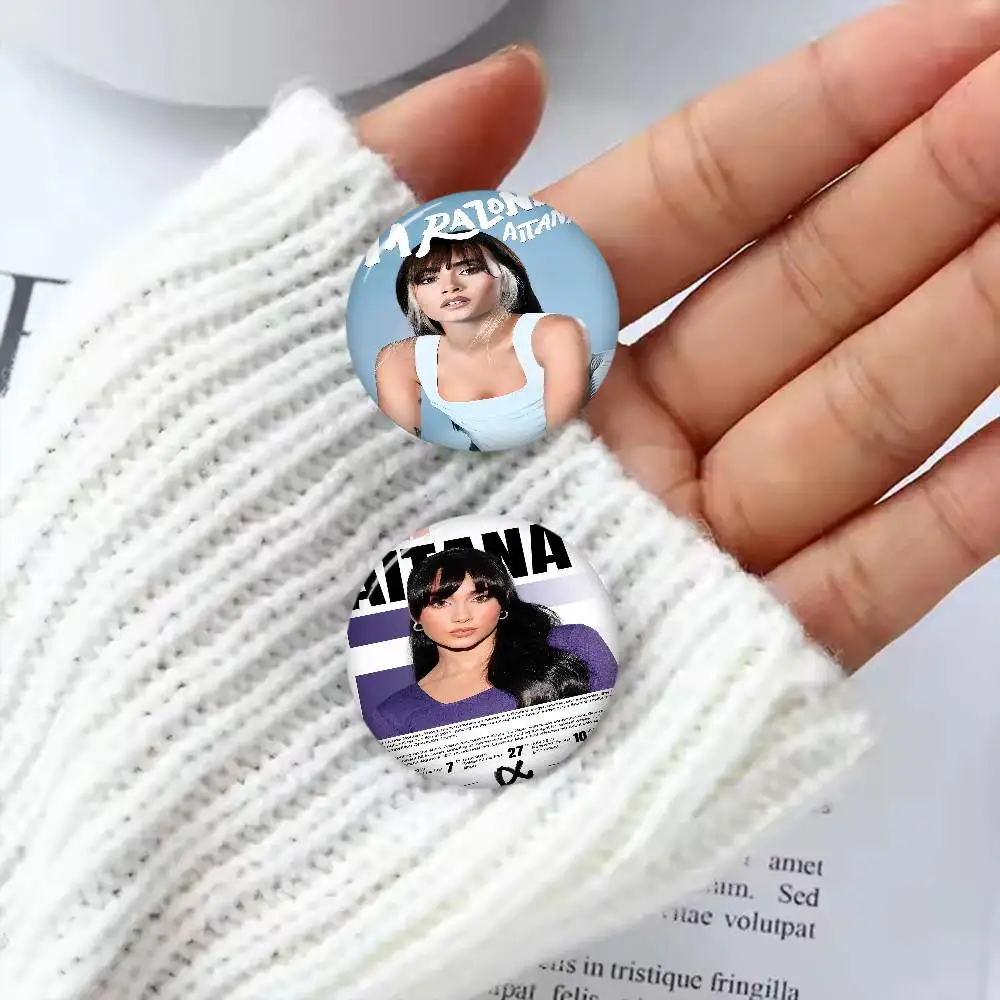 Aitana Ocanaes المغني فيلم لزجة صور دبابيس الإبداعية شارة مستديرة الهدايا دبابيس 32/44/58 مللي متر #3