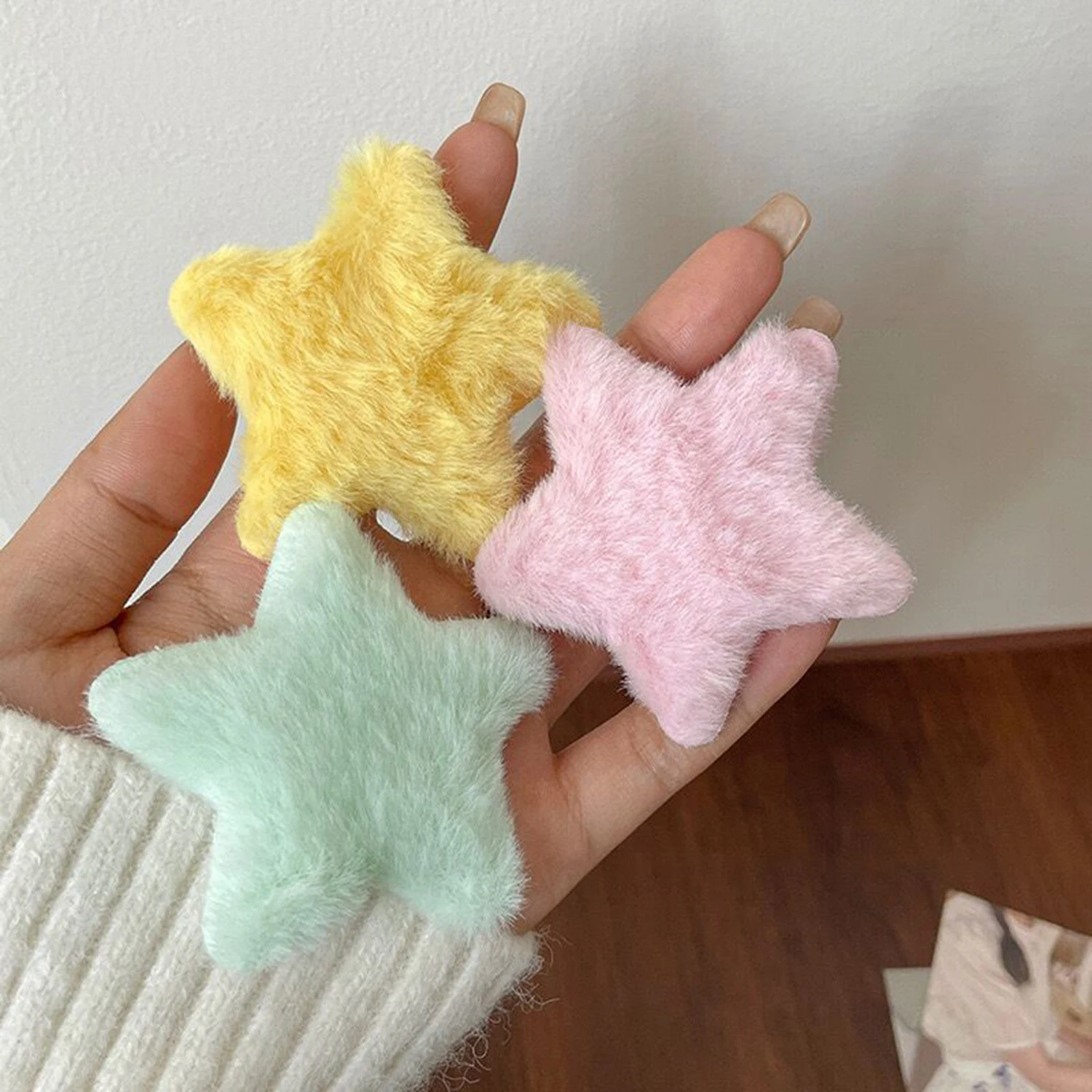 Hair Accessories Plush Star Hair Clip Cute Headdress Minimalist Style Plush BB Hairpins Ornament Sweet Fluffy Barrettes Ladies