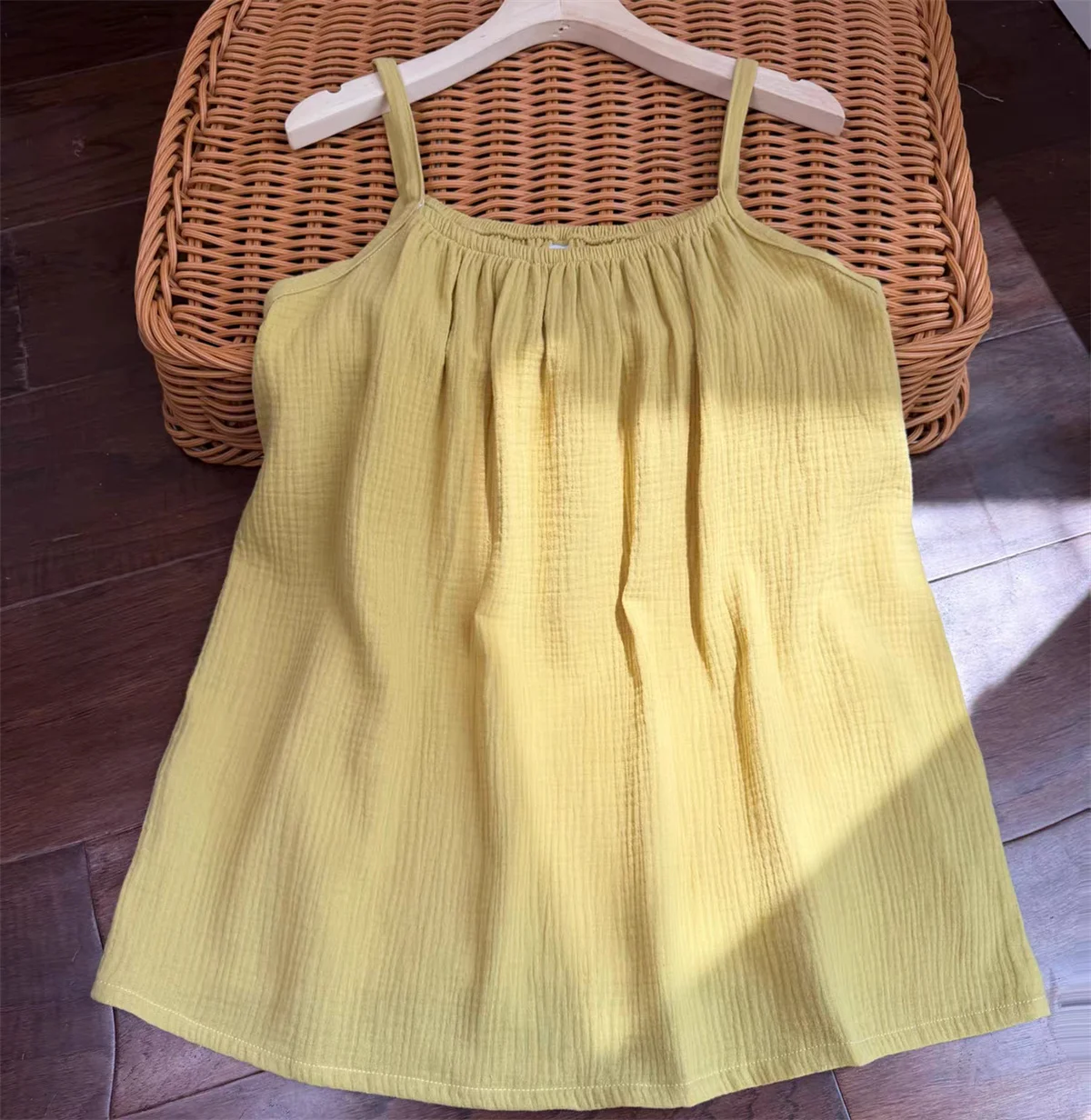 Women's plus Size Summer Camisole Tops Spaghetti Straps O-Neck Sleeveless Casual Cotton Linen Solid Color Contrast-Stitch