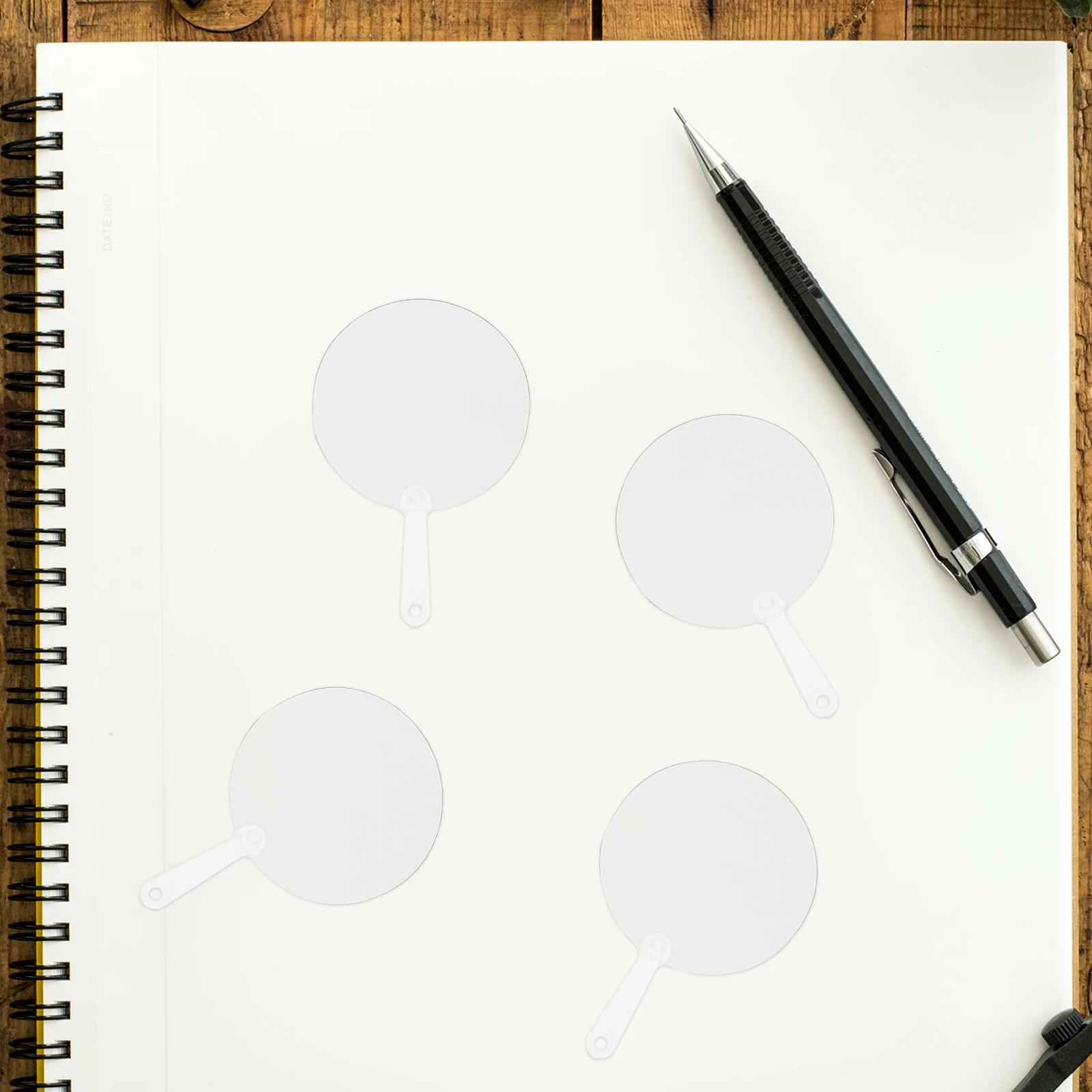 12 Uds Mini abanicos de mano DIY de PVC Material de ventilador de Graffiti en blanco abanicos de pintura de plástico suministros artesanales portátiles plegables