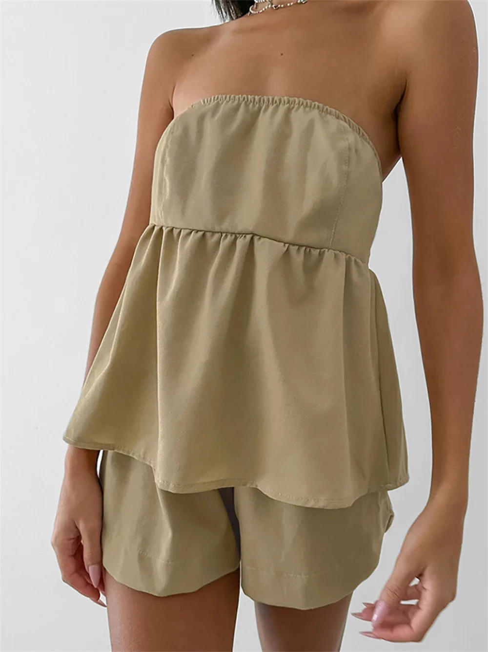 

Casual Khaki Strapless Tank Top Shorts Set for Women Summer Sleeveless Crop Tops High Waist Wide Shorts Female Streetwear