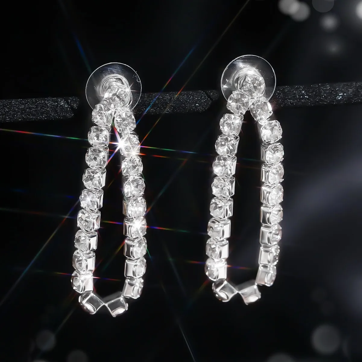 Fashionable claw chain, high-end rhinestone small earrings for women, elegant and luxurious rhinestone stud earrings, eBay sourc