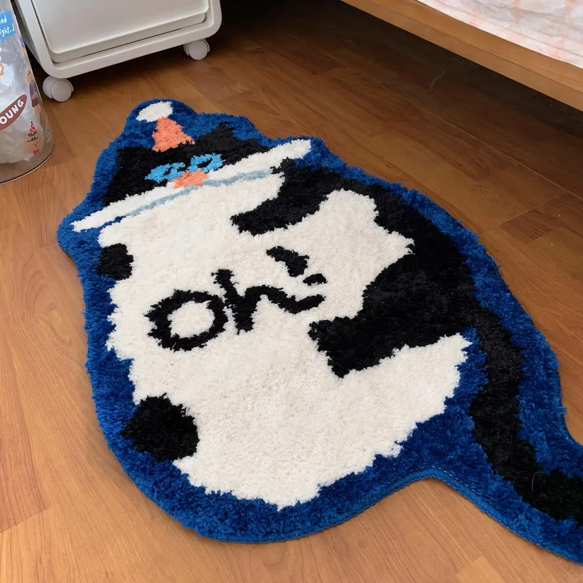 Cartoon Flocking Rug Cat Shaped Door Mat Home Bedroom Cat Floor Mats Living Room Sofa Children's Room Non-Slip Tufting Carpet