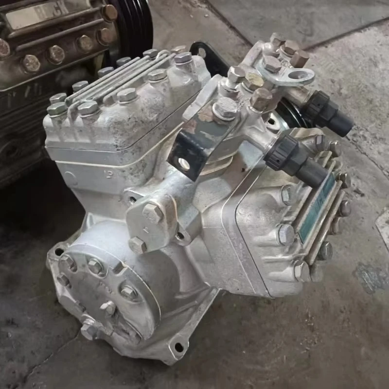Air Conditioner Compressor for Commercial Vehicles