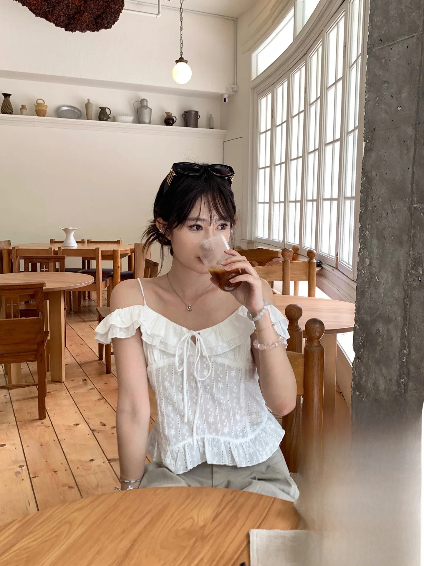 

Женский летний топ на одно плечо из чистого хлопка с вышивкой и цветочным узором, белый, Studio White Studio