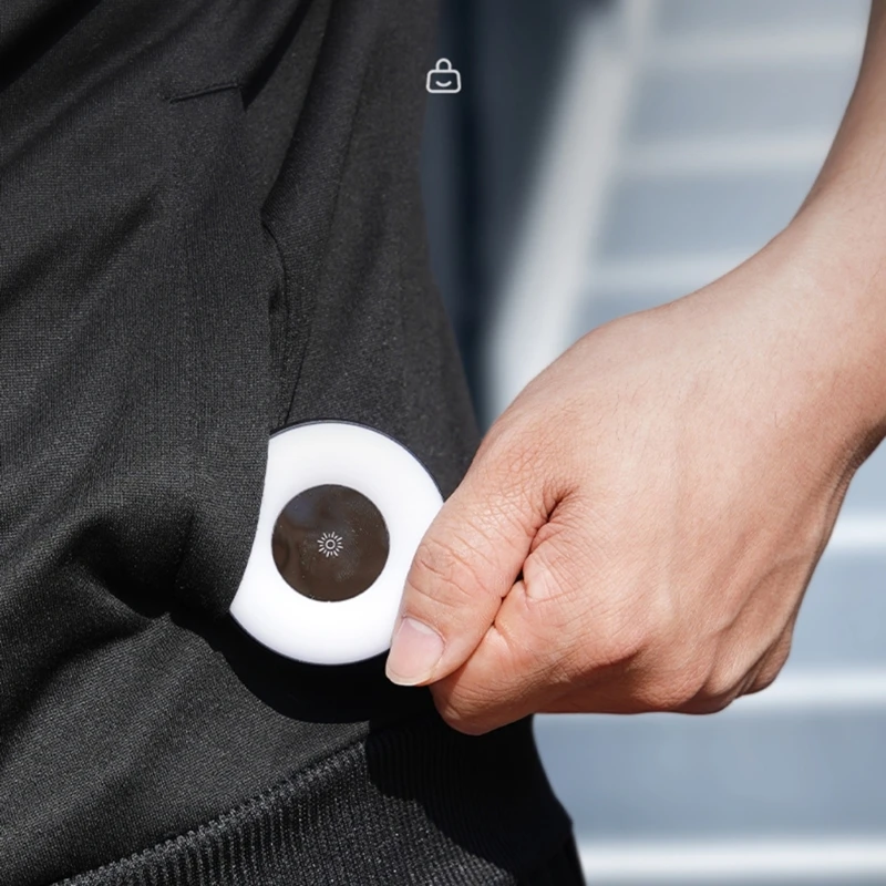 Adjustable Brightness Miniature Fill Light for Enhancing Selfie Live Streaming